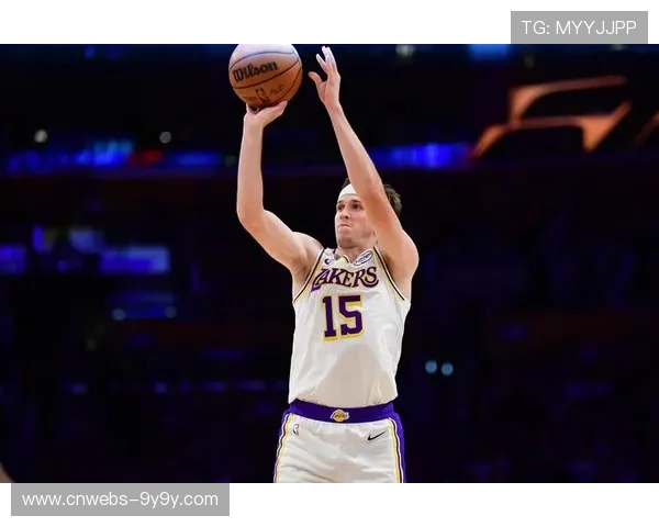 湖人篮球运营总裁哈里斯下赛季离任,结束35年球队工作生涯